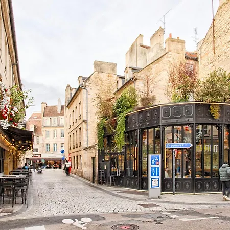 La Bonbonniere Jaune